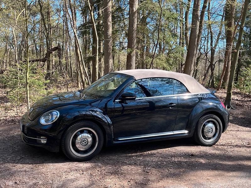 Second-hand VW Beetle Design 150 CP (110 kW) 2016 Negru Hatchback
