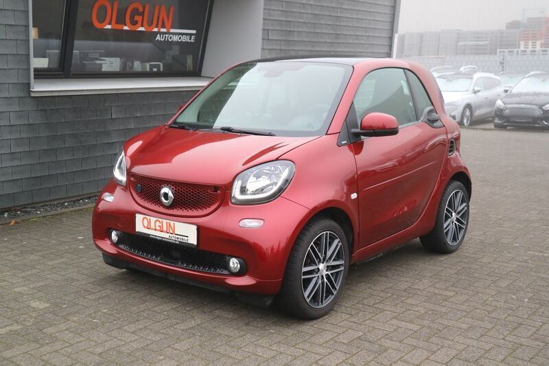 Rot Gebraucht 2019 Smart ForTwo Electric Drive Coupé | 12.490 € - Bild 1/4