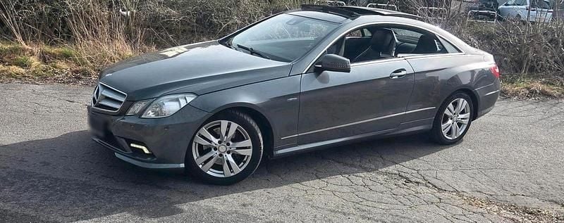 Gebraucht Mercedes E350 AMG 292 PS (214 kW) 2011 Coupé