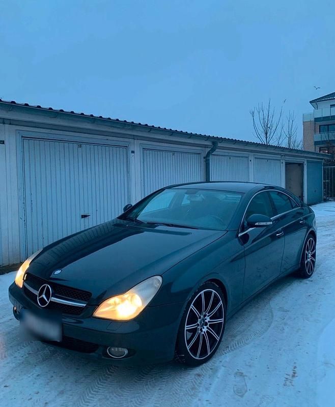 Gebraucht Mercedes CLS320 224 PS (164 kW) 2006 Andere farben Coupé