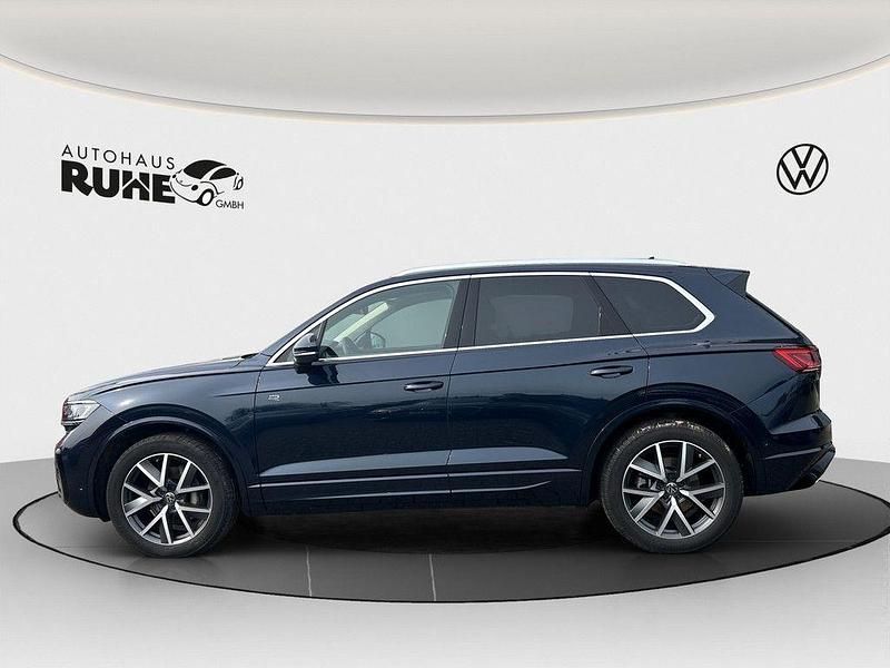 Gebraucht VW Touareg R-line 286 PS (210 kW) 2023 Meloe blue kristalleffekt SUV