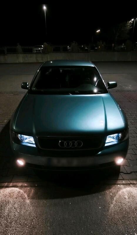 Blau Gebraucht 1999 Audi A4 Limousine | 4.600 € (Fairer Preis) - Bild 1/4