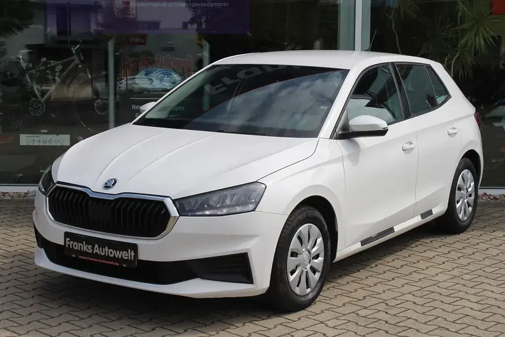 Gebraucht Skoda Fabia Active 65 PS (47 kW) 2023 Weiß Kleinwagen