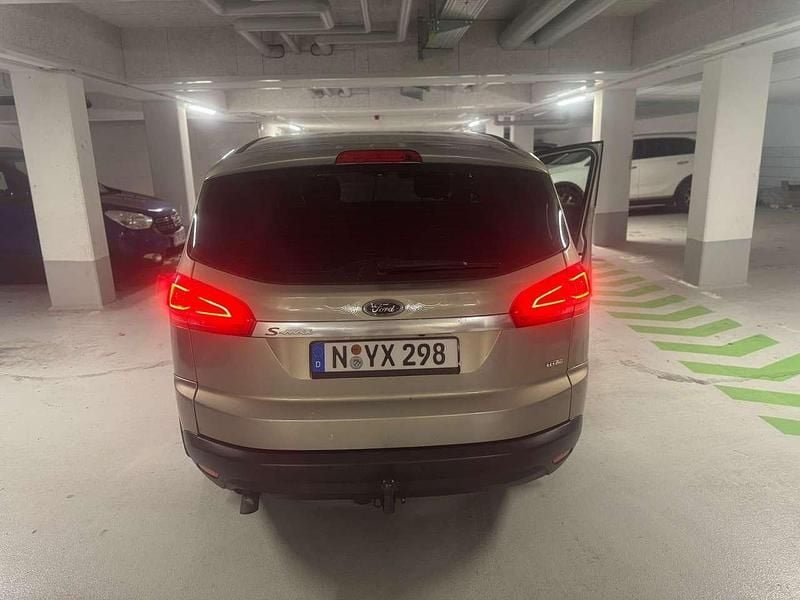 Gebraucht Ford S-MAX Titanium 175 PS (128 kW) 2009 Bronze Van / Kleinbus