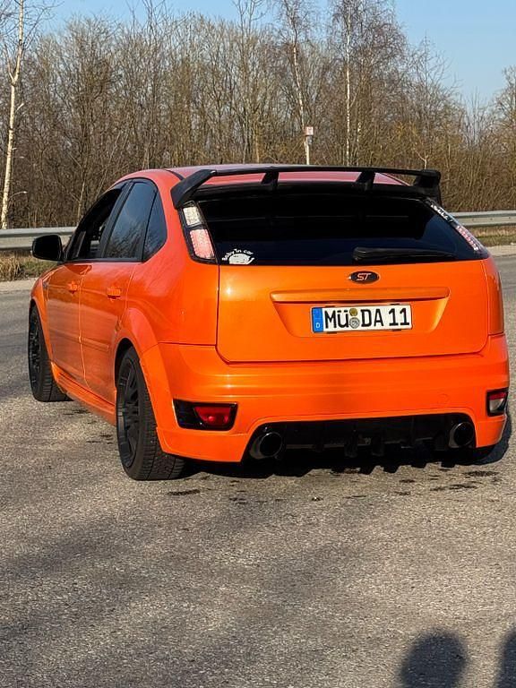 Gebraucht Ford Focus ST 226 PS (166 kW) 2006 Orange Limousine