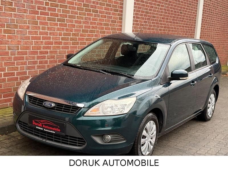 Grün Gebraucht 2008 Ford Focus Kombi | 2.990 € (Guter Preis) - Bild 1/4