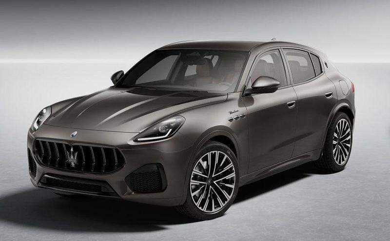 Grau Neu 2025 Maserati Grecale SUV | 99.777 € (Etwas zu teuer) - Bild 1/4