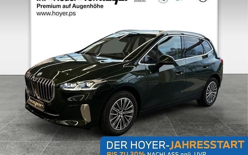 Neu BMW 218 136 PS (100 kW) 2025 Grün Kombi
