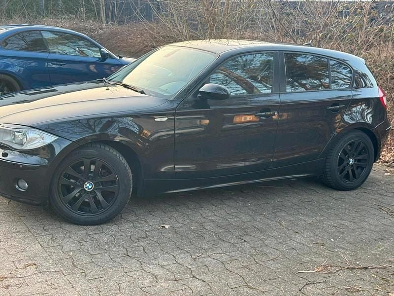 Second-hand BMW 120 177 CP (130 kW) 2007 Negru Hatchback