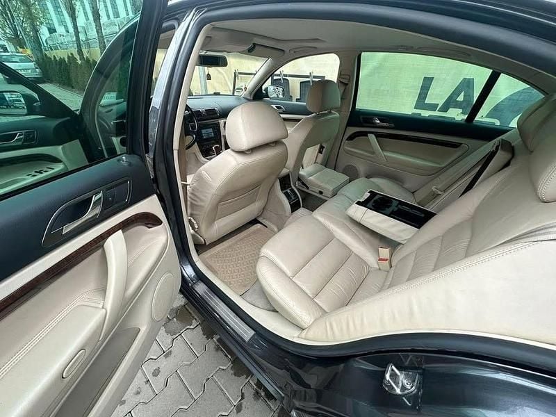 Używany Skoda Superb Elegance 150 KM (110 kW) 2004 Szary Sedan/Limuzyna
