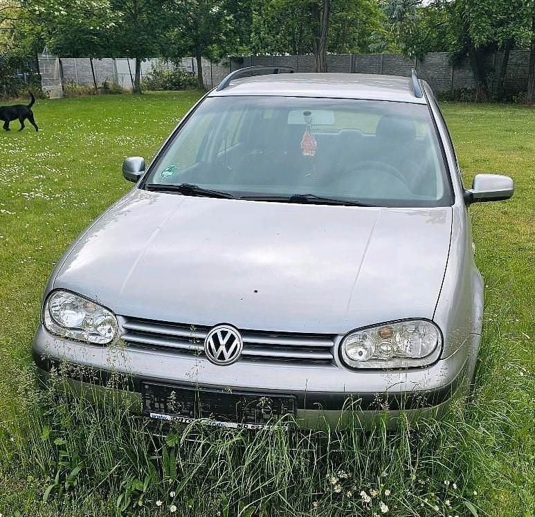 Grau Gebraucht 2001 VW Golf IV Kombi | 600 € - Bild 1/4