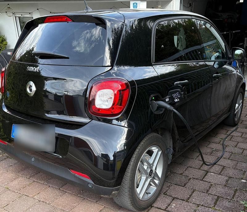 Gebraucht Smart ForFour Electric Drive 60 kW (82 PS) 2021 Schwarz Kleinwagen