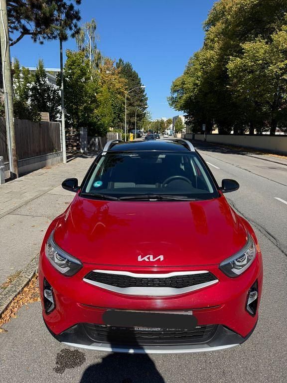 Gebraucht Kia Stonic 99 PS (72 kW) 2021 Rot SUV