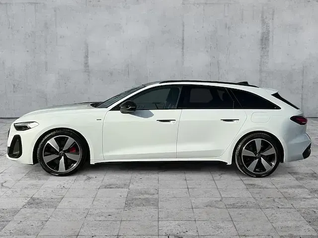 Gebraucht Audi A5 Ambiente 299 PS (219 kW) 2025 Gletscherweiß metallic Kombi