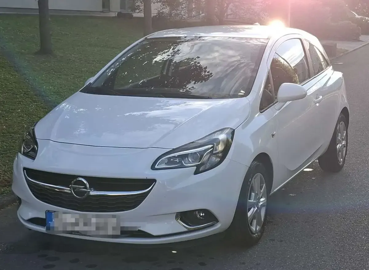 Gebraucht Opel Corsa Innovation 101 PS (74 kW) 2017 Weiß Kleinwagen
