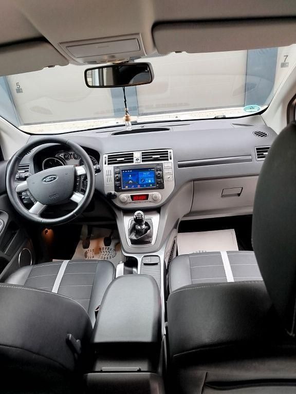 Gebraucht Ford Kuga Titanium 140 PS (102 kW) 2011 Weiß SUV