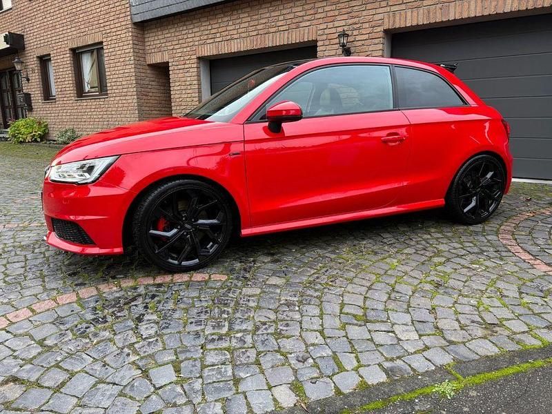 Gebraucht Audi A1 Sport 192 PS (141 kW) 2015 Rot Kleinwagen