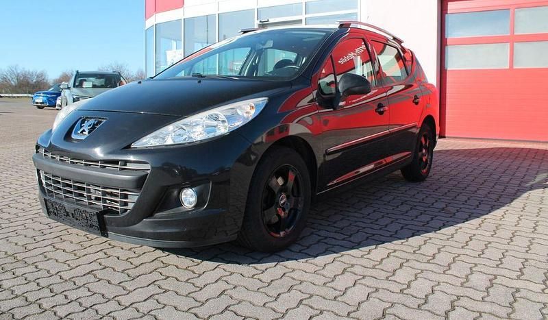 Gebraucht Peugeot 207 95 PS (69 kW) 2013 Schwarz Kombi