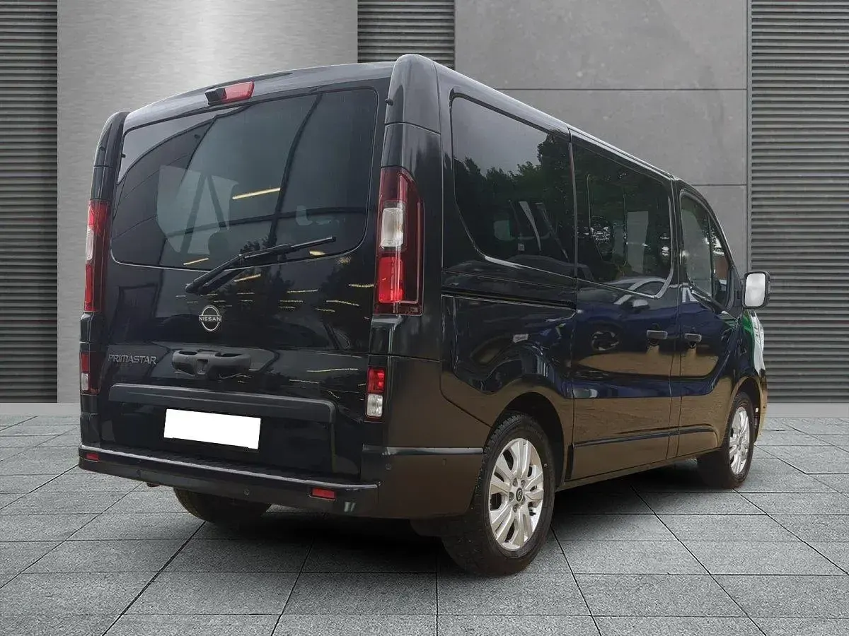 Gebraucht Nissan Primastar Tekna 150 PS (110 kW) 2025 Midnightschwarz Van / Kleinbus
