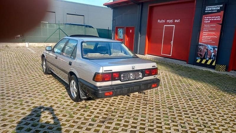 Gebraucht Honda Accord 116 PS (85 kW) 1987 Grau Limousine