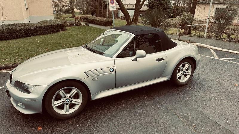 Grau Gebraucht 2000 BMW Z3 Sport Line Cabrio | 13.990 € (Teuer) - Bild 1/4