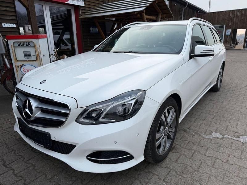Gebraucht Mercedes E200 184 PS (135 kW) 2013 Weiß Kombi
