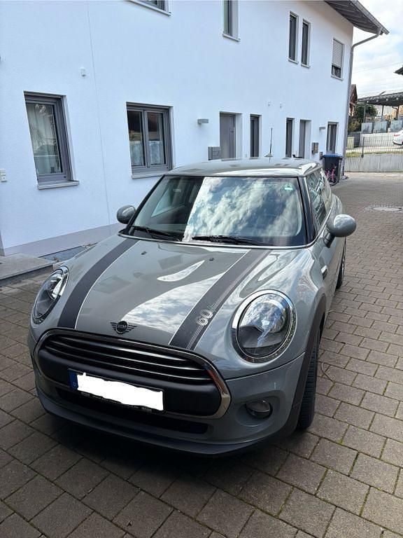 Usado Mini ONE 102 HP (75 kW) 2018 Cinzento Citadino