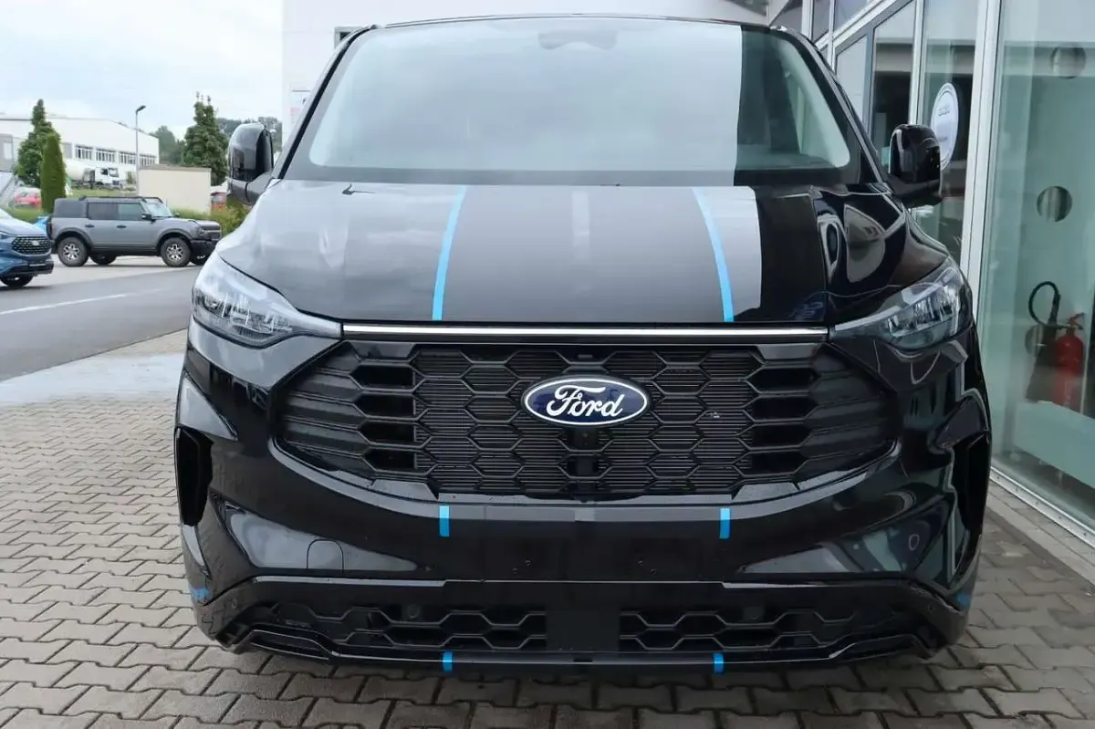 Neu Ford Transit Custom Sport 232 PS (170 kW) 2026 Frozen white Pickup
