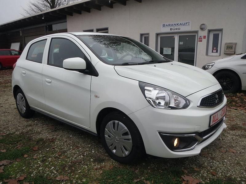 Gebraucht Mitsubishi Space Star Edition 71 PS (52 kW) 2019 Weiß Limousine