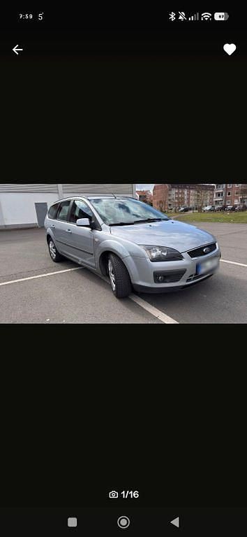 Używany Ford Focus 101 KM (74 kW) 2005 Srebrny Kombi