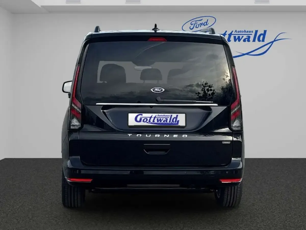 Neu Ford Tourneo Connect Titanium 150 PS (110 kW) 2026 Cyclone intense black Van / Kleinbus