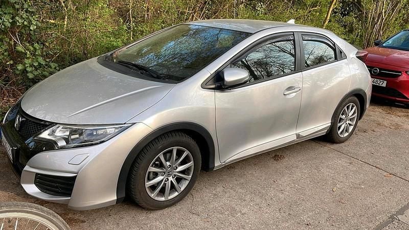 Gebraucht Honda Civic 101 PS (74 kW) 2015 Silber Limousine