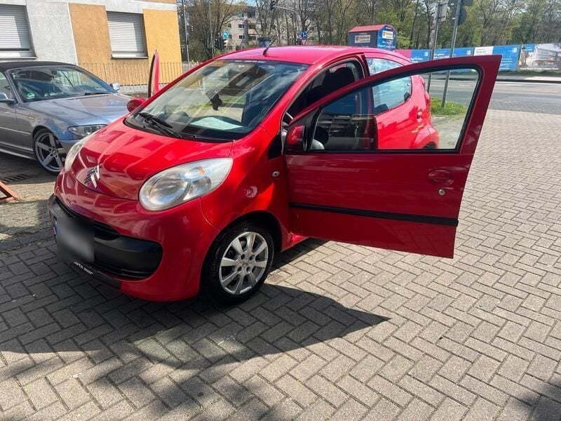 Rot Gebraucht 2007 Citroën C1 Kleinwagen | 1.800 € (Fairer Preis) - Bild 1/4