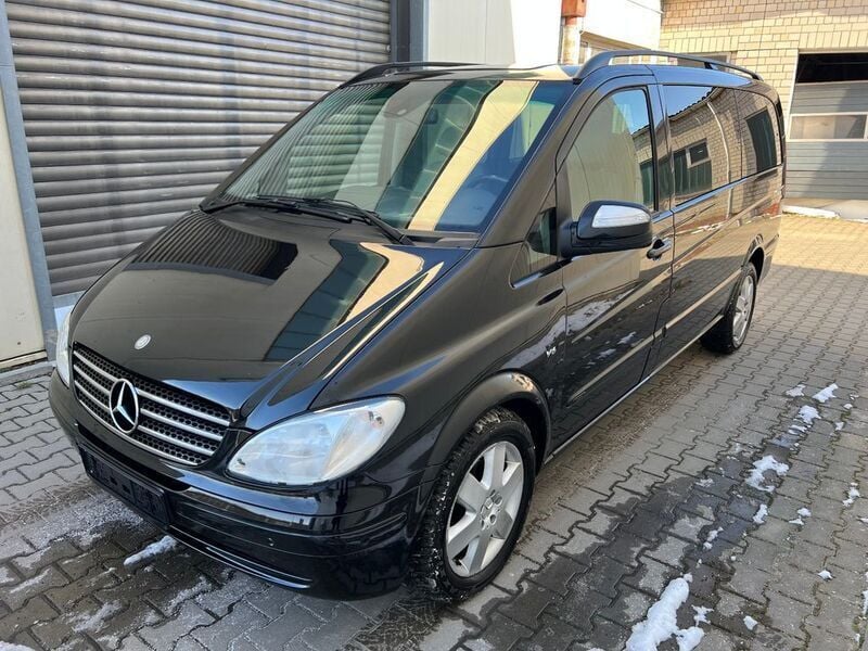 Schwarz Gebraucht 2011 Mercedes Viano Van / Kleinbus | 14.999 € (Fairer Preis) - Bild 1/4