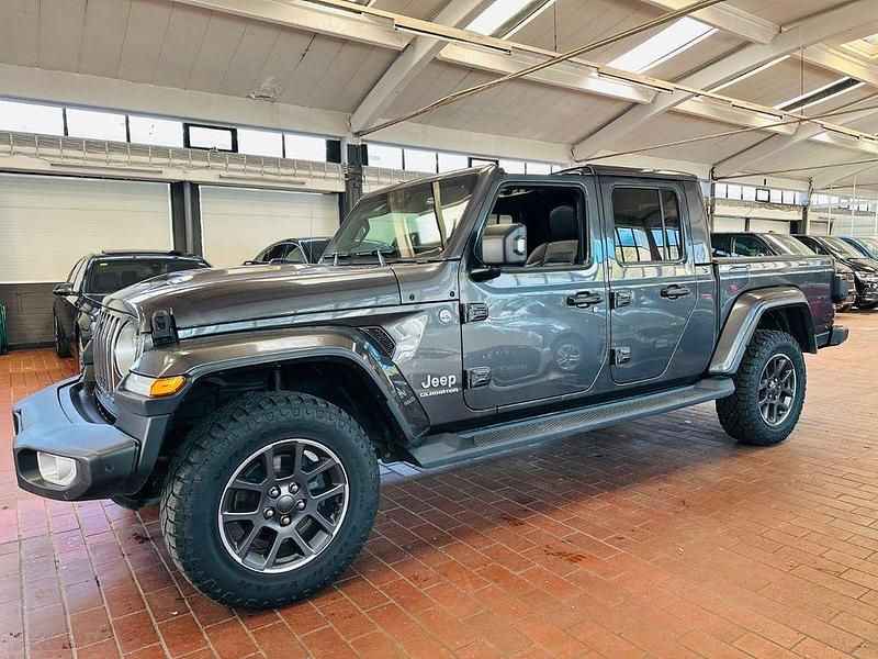 Gebraucht Jeep Gladiator Overland 264 PS (194 kW) 2021 Grau Abholung