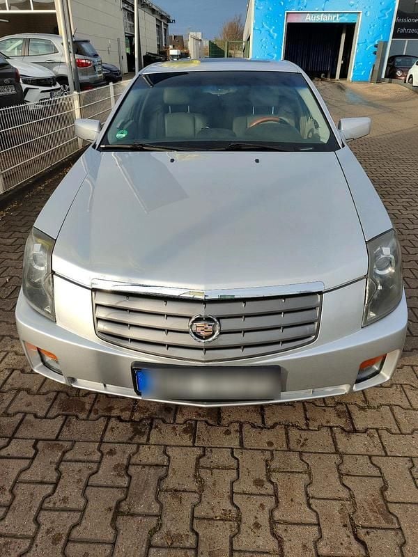 Silber Gebraucht 2003 Cadillac CTS Limousine | 4.200 € - Bild 1/4