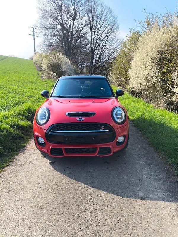 Second-hand Mini Cooper S 192 CP (141 kW) 2019 Roșu Hatchback