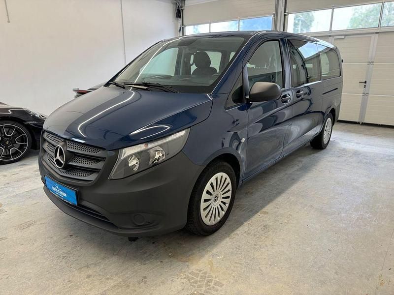 Stahlblau Gebraucht 2022 Mercedes Vito Van / Kleinbus | 26.499 € (Fairer Preis) - Bild 1/4