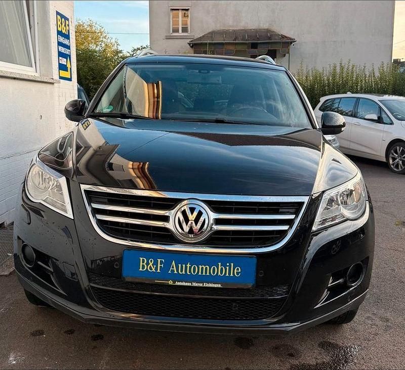 Schwarz Gebraucht 2009 VW Tiguan Sportline SUV | 8.650 € (Fairer Preis) - Bild 1/4