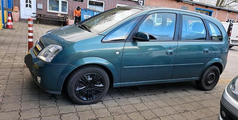 Gebraucht Opel Meriva 100 PS (73 kW) 2003 Grün Van / Kleinbus