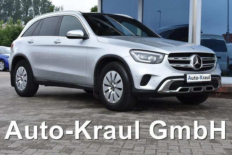 Silber Gebraucht 2019 Mercedes GLC220 SUV | 31.549 € (Guter Preis) - Bild 1/4