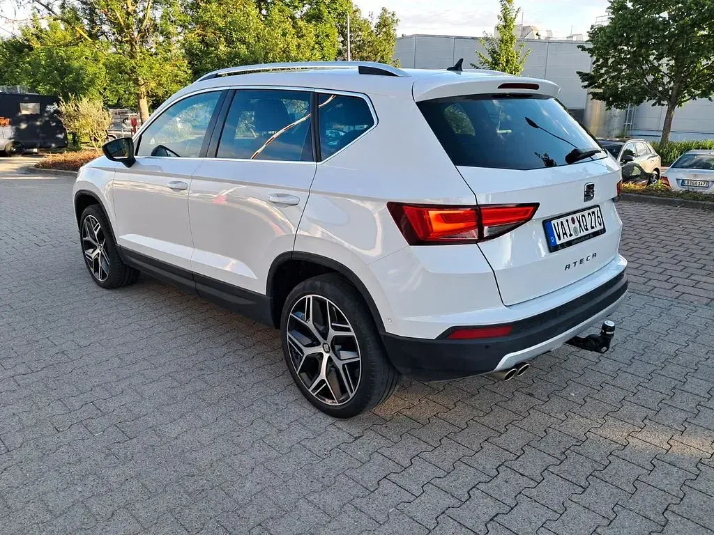 Używany Seat Ateca FR 150 KM (110 kW) 2018 Biały SUV