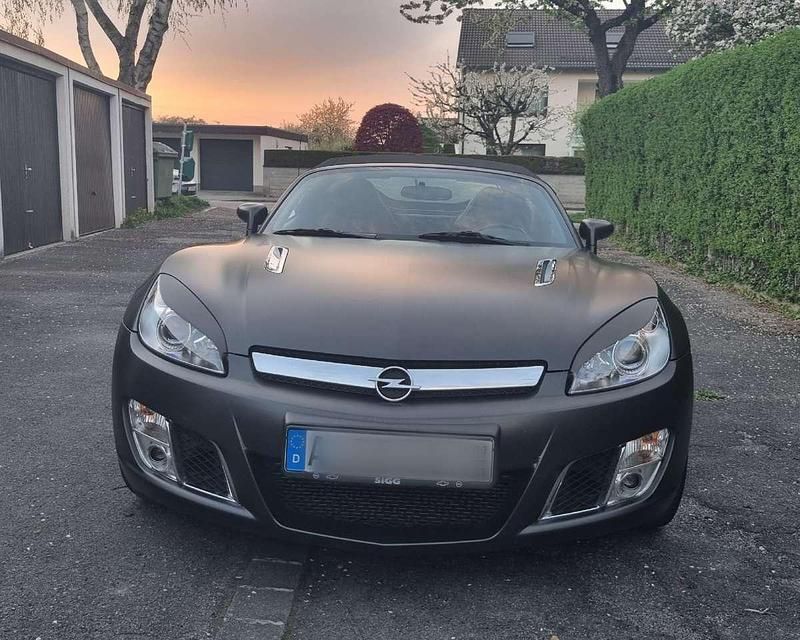 Second-hand Opel GT 264 CP (194 kW) 2009 Negru Cabrio