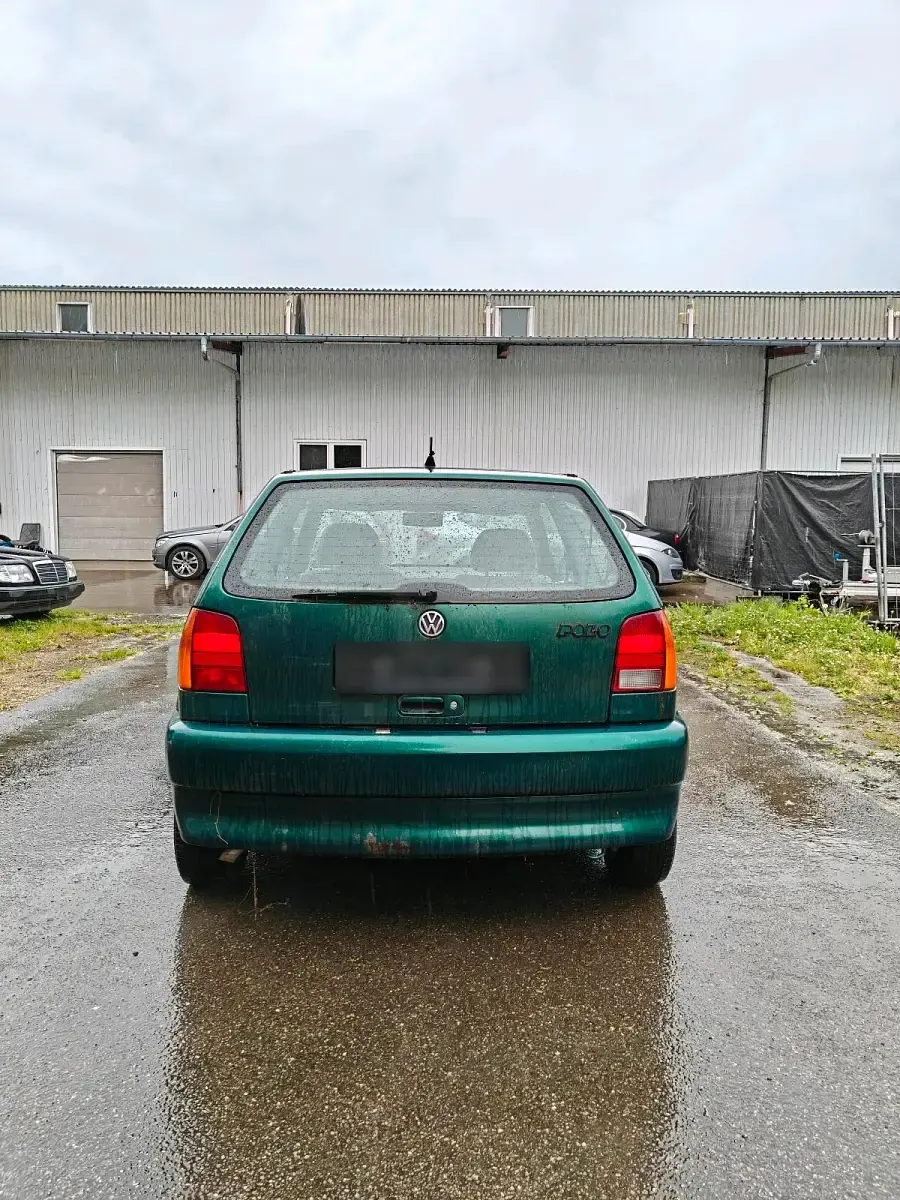 Gebraucht VW Polo 60 PS (44 kW) 1998 Grün Kleinwagen