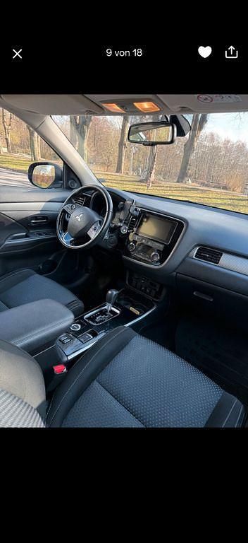 Gebraucht Mitsubishi Outlander Edition 150 PS (110 kW) 2018 Grau SUV