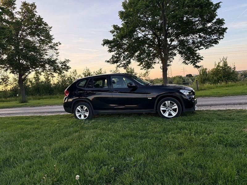 Gebraucht BMW X1 Sport Line 143 PS (105 kW) 2012 Schwarz SUV