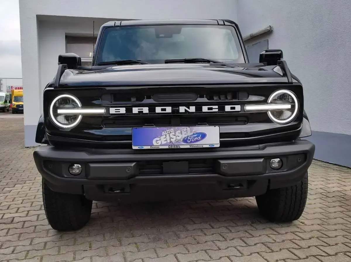 Neu Ford Bronco Outer Banks 334 PS (245 kW) 2026 Schwarz SUV