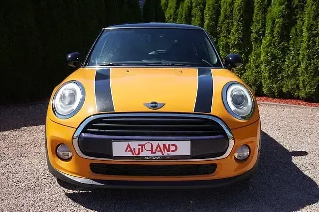 Gebraucht Mini Cooper 136 PS (100 kW) 2016 Orange Kleinwagen
