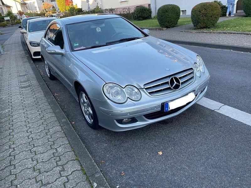 Gebraucht Mercedes CLK220 Elegance 150 PS (110 kW) 2006 Silber Coupé