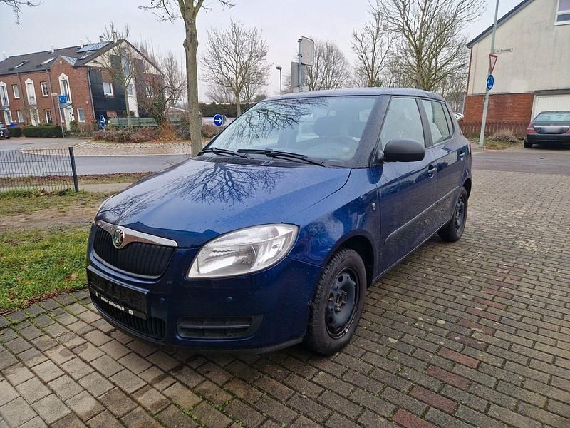 Gebraucht Skoda Fabia 60 PS (44 kW) 2009 Blau Limousine